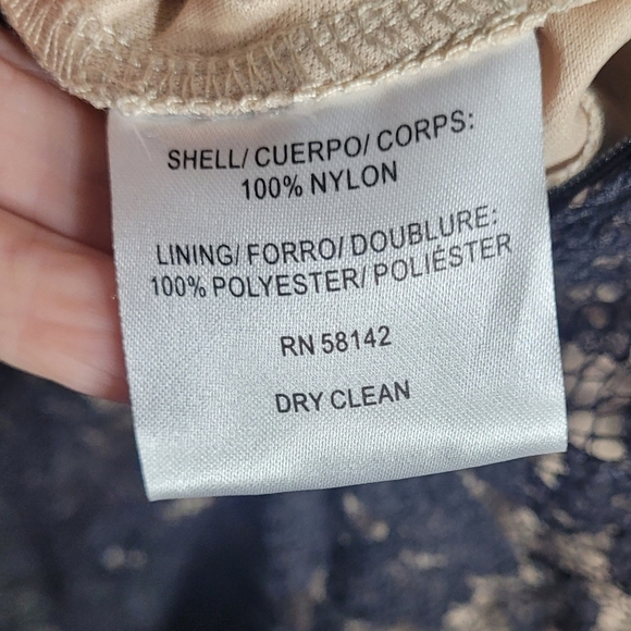 Maggy London Floral Lace Dress Size 2 - Picture 4 of 5